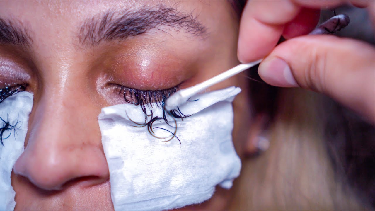 How to remove eyelash extensions